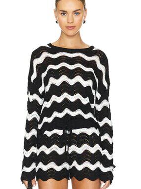 Beach Riot Black White Chevron Knit Shorts Size Small NWOT